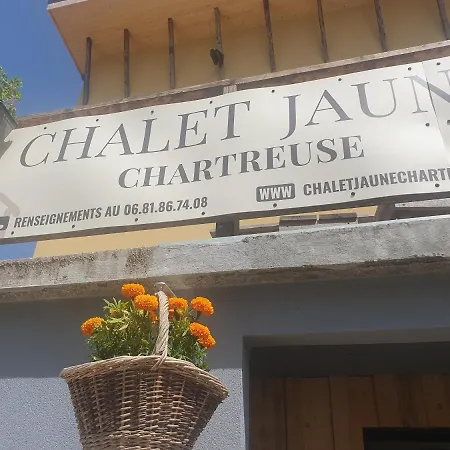 Jaune Pinea 게스트하우스